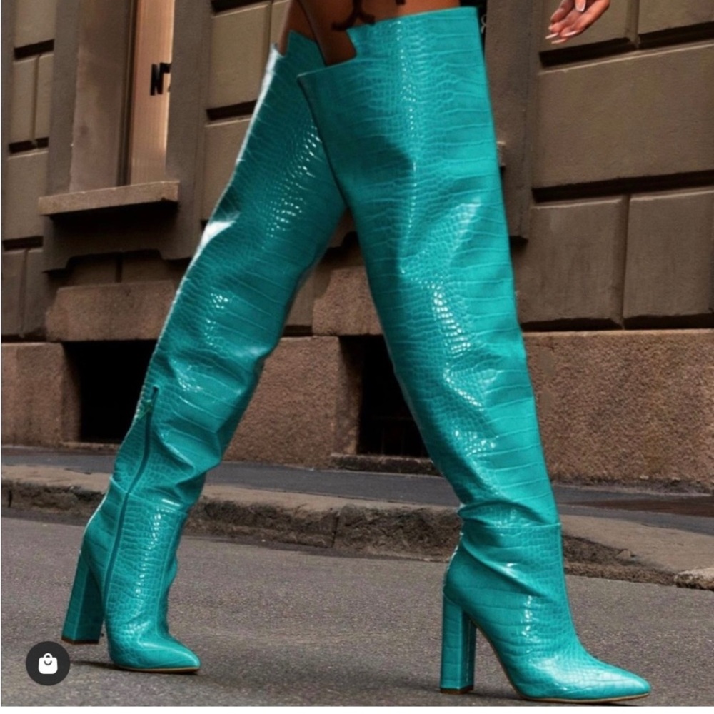 Sale ❤️‍🔥Blue Croc 🐊 Thigh Boots 👢